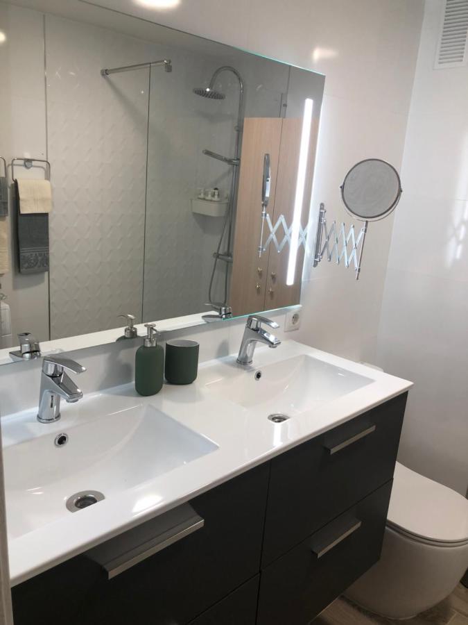 Apartamento Totalmente Reformado Con Piscina Y Jardines Al Lado De La Playa De La Carihuela Torremolinos Buitenkant foto