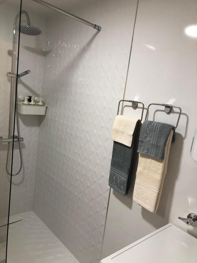 Apartamento Totalmente Reformado Con Piscina Y Jardines Al Lado De La Playa De La Carihuela Torremolinos Buitenkant foto