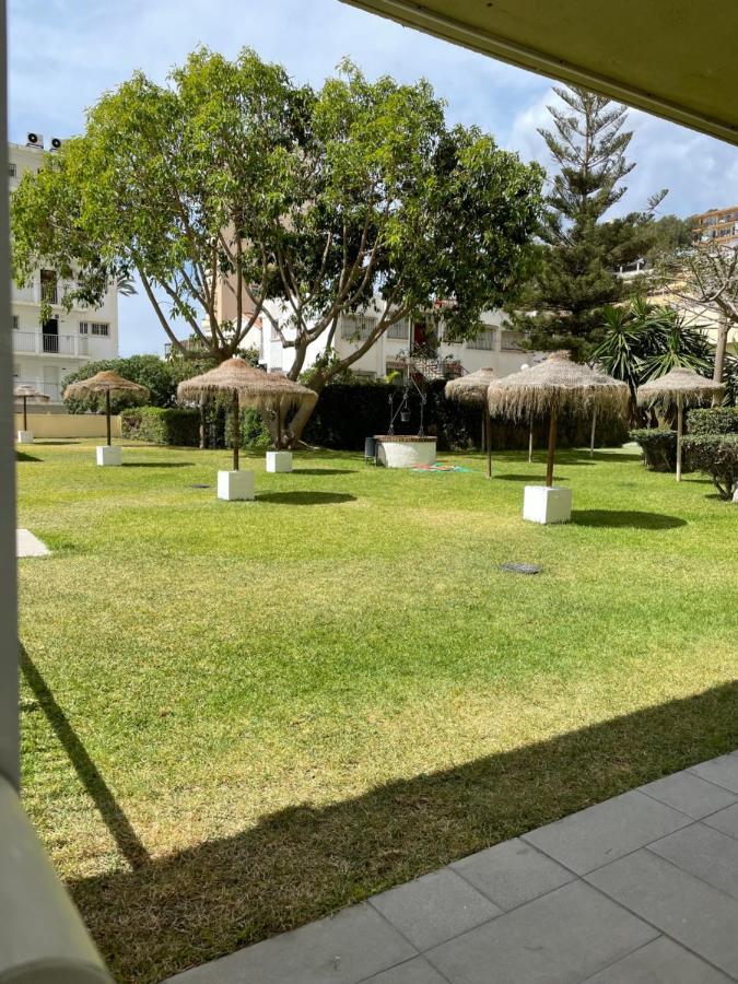 Apartamento Totalmente Reformado Con Piscina Y Jardines Al Lado De La Playa De La Carihuela Torremolinos Buitenkant foto