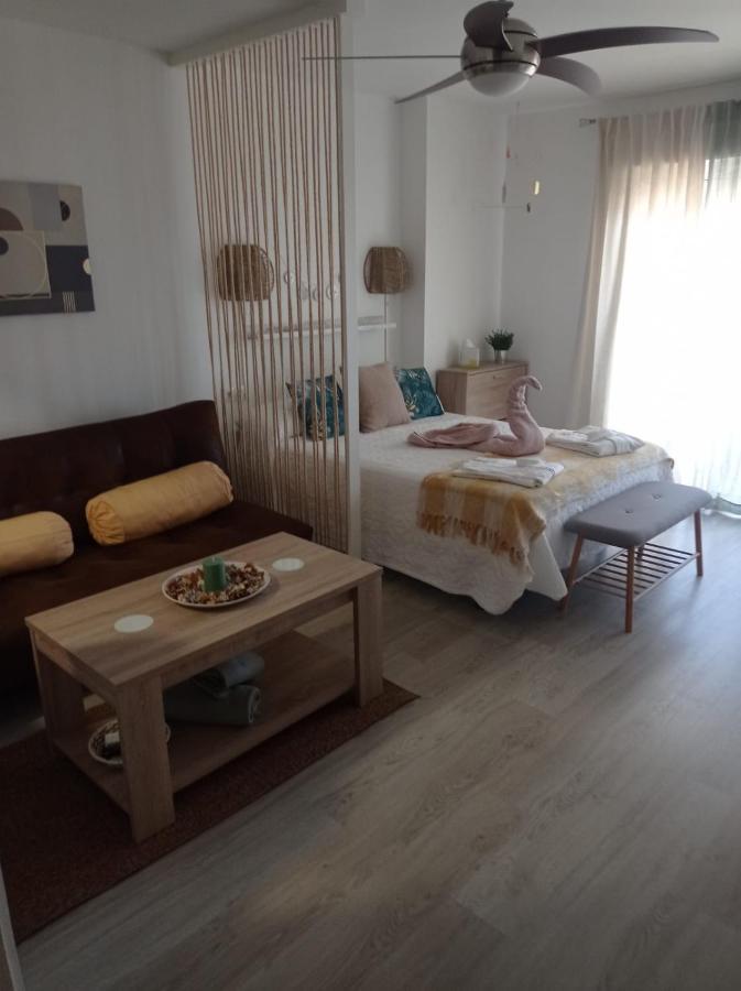 Apartamento Totalmente Reformado Con Piscina Y Jardines Al Lado De La Playa De La Carihuela Torremolinos Buitenkant foto